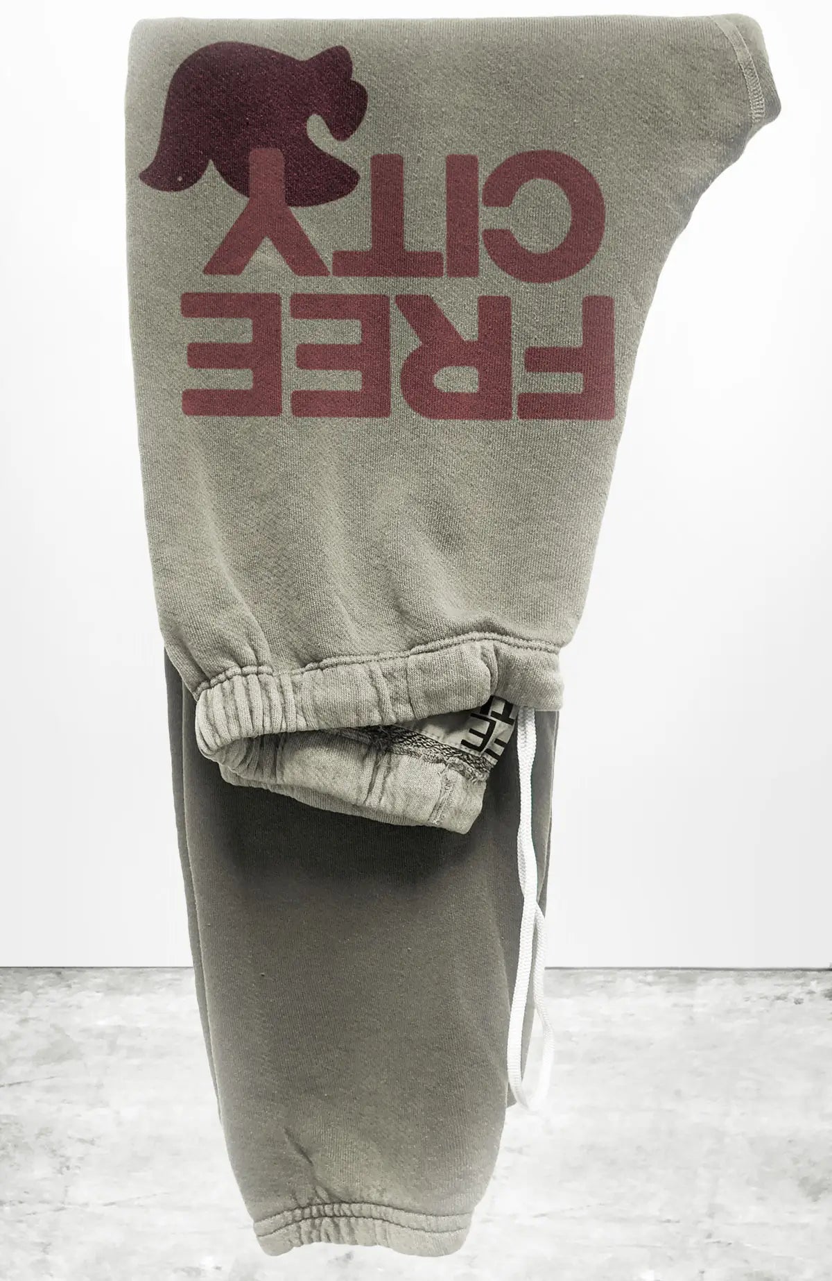 Freecity - SUPERFLUFF LUX OG sweatpant - Shrooms