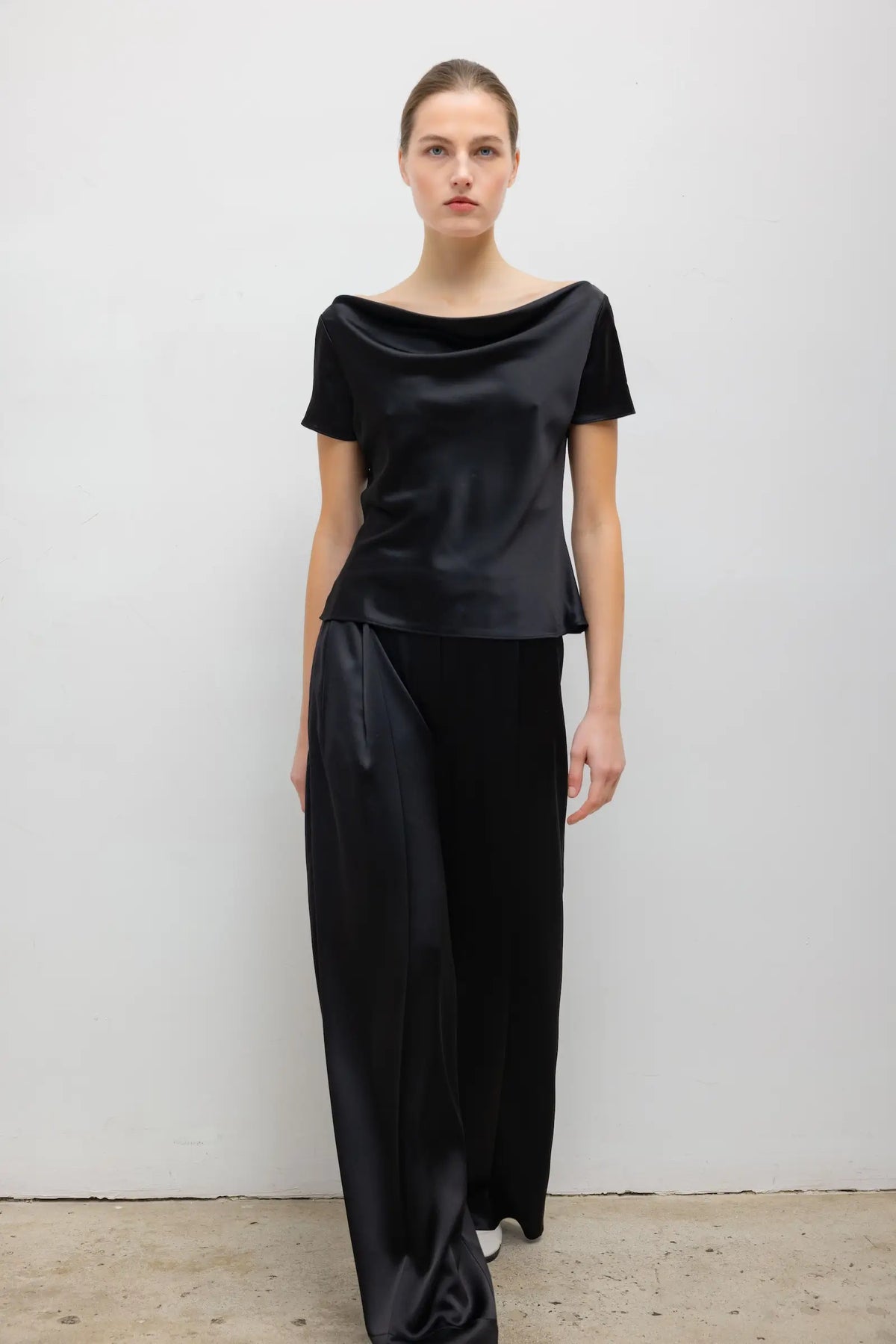 Leset - BARB pleated trouser in black