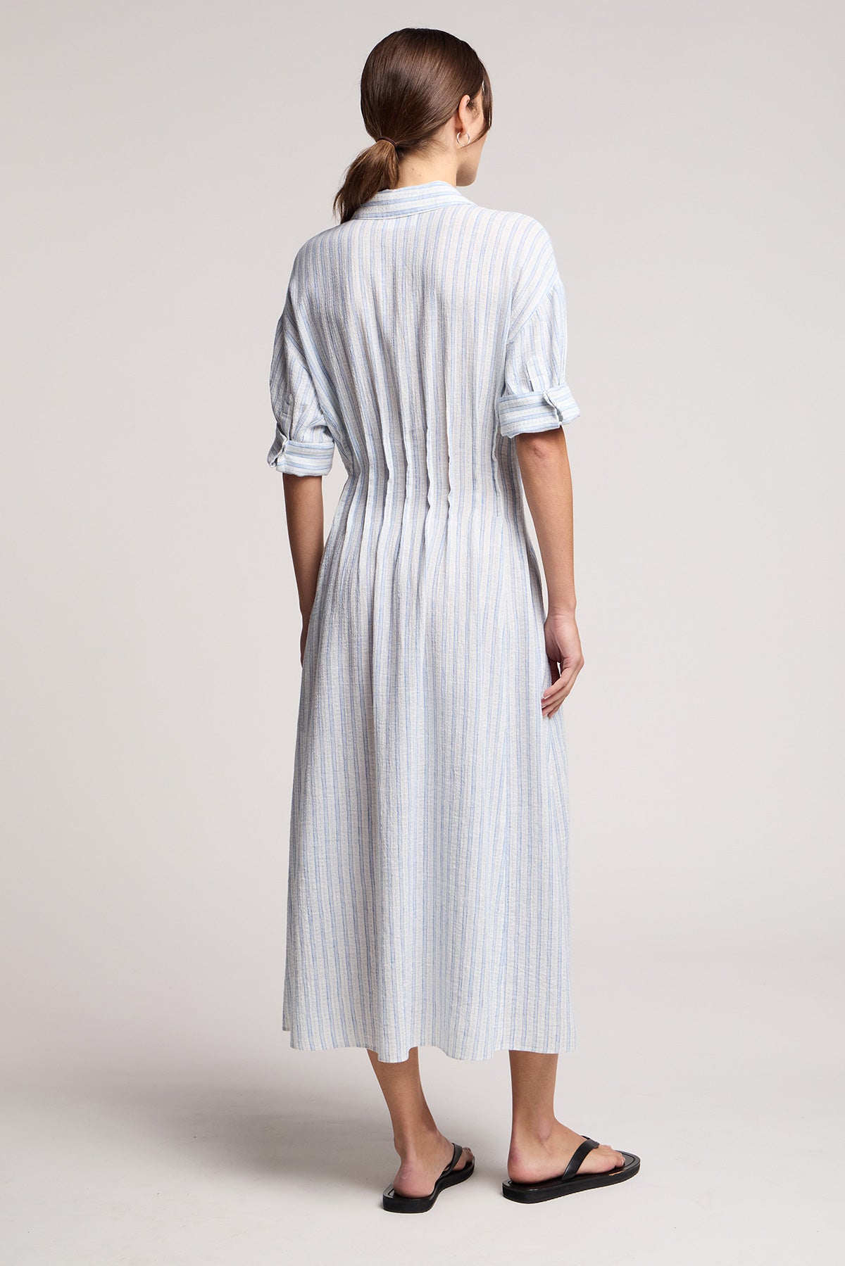Velvet - Saron maxi dress in white/blue