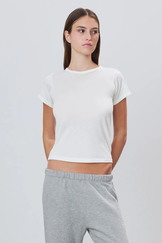 Eterne - Fitted Crewneck short Sleeve T-Shirt in Ivory