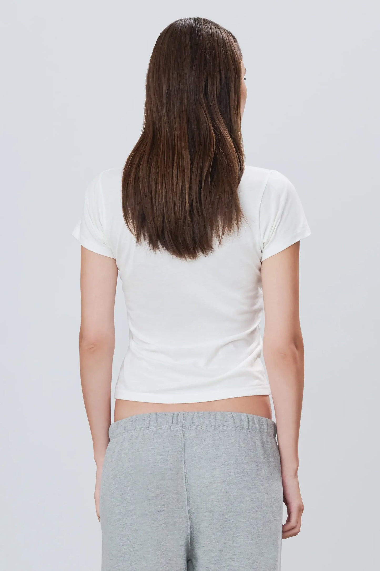 Eterne - Fitted Crewneck short Sleeve T-Shirt in Ivory