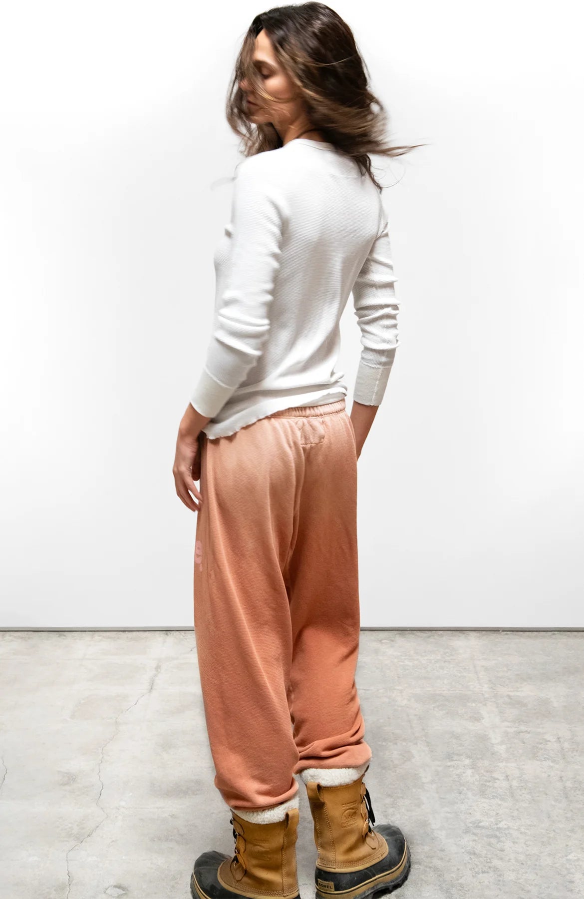Freecity - LNL SUPERVINTAGE YUMM OG sweatpant - grapefruit powder