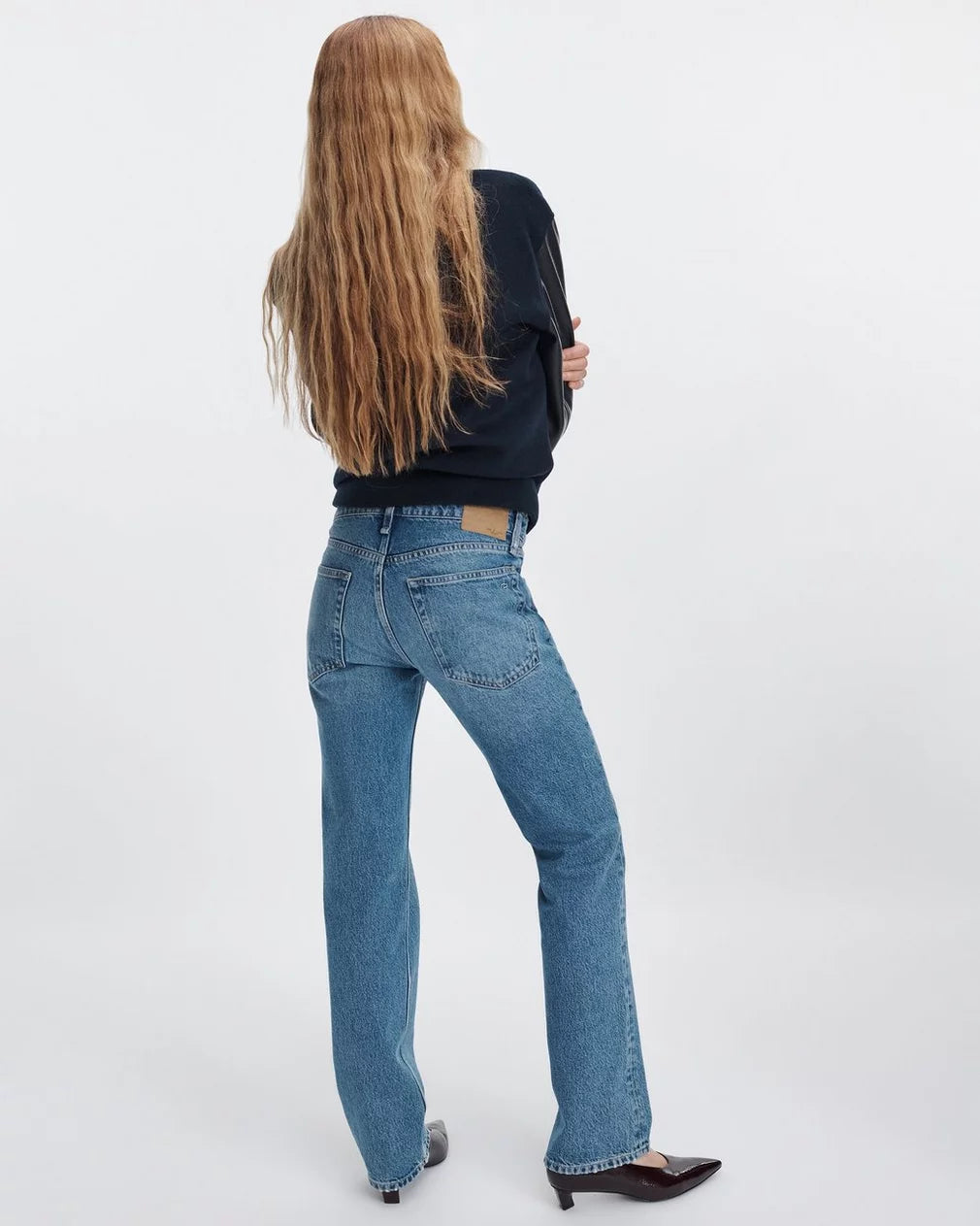 Rag & Bone - Harlow Straight Jean Low-Rise in Rigid Denim in Candice