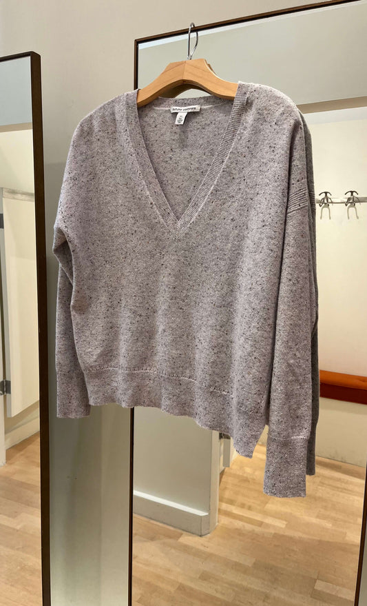 Autumn Cashmere - Relaxed V-Neck sweater in Grey