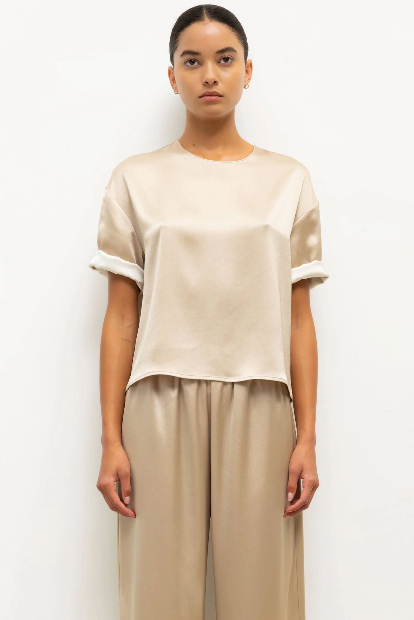 Leset - Barb Contrast Tee in Sand