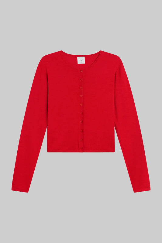 Leset - James Carigan in lipstick red