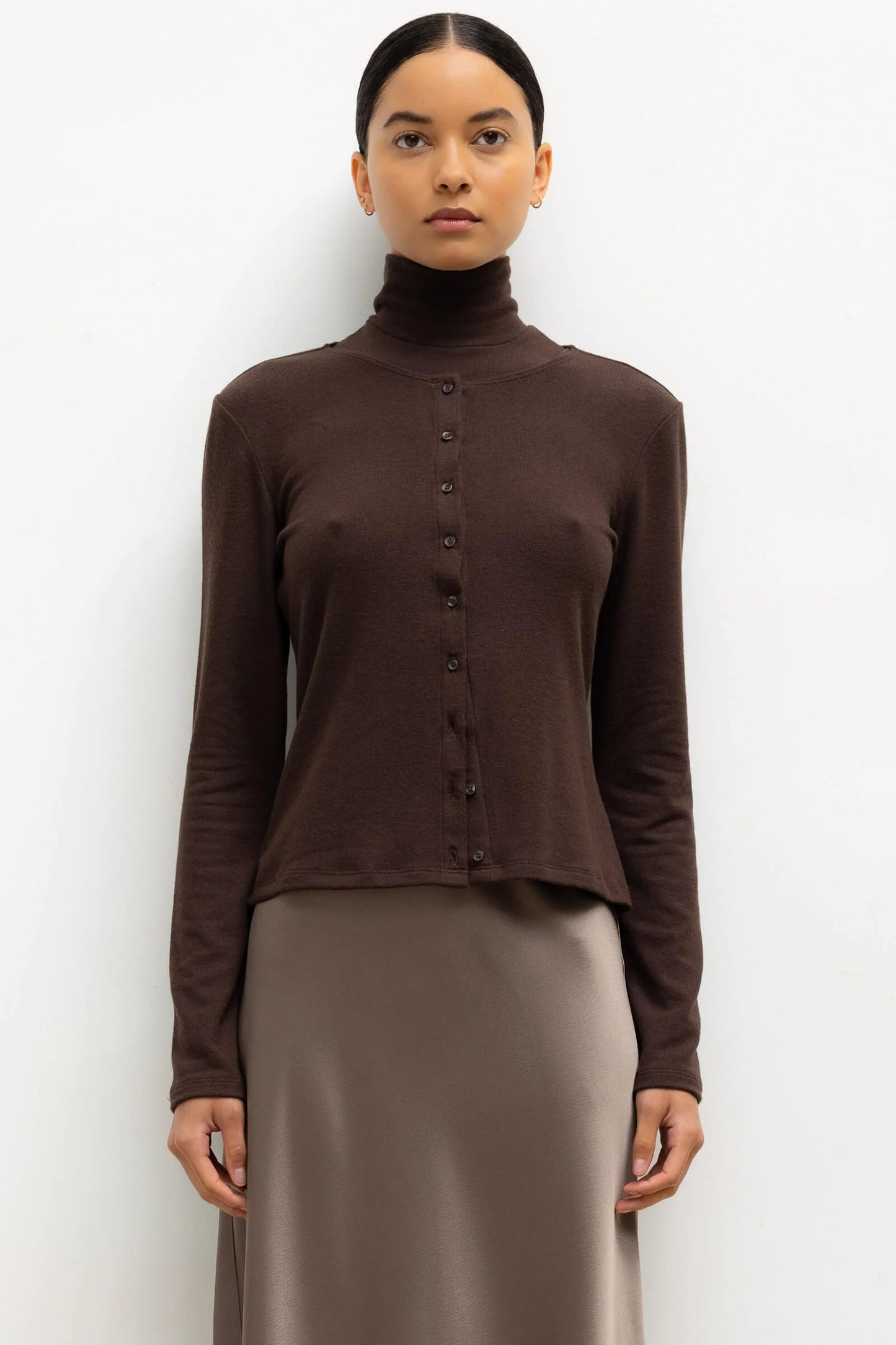 Leset - Lauren classic cardigan in Chocolate