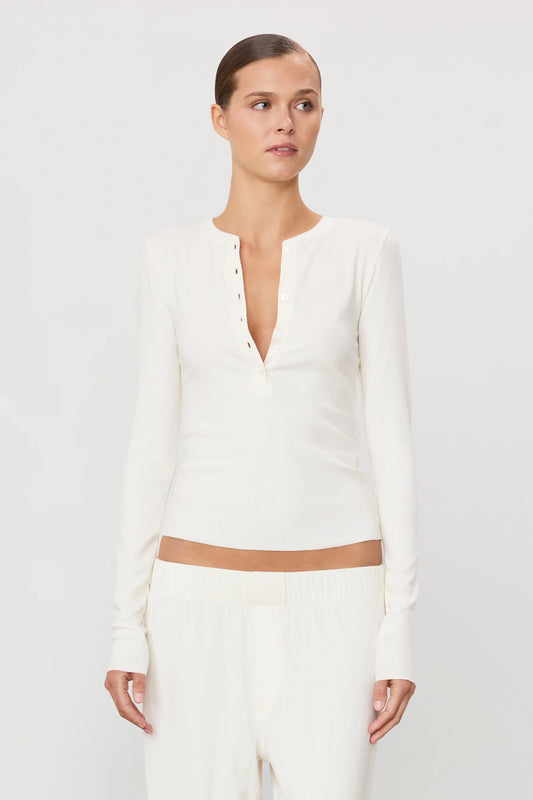 Eterne - Long Sleeve Henley in Cream