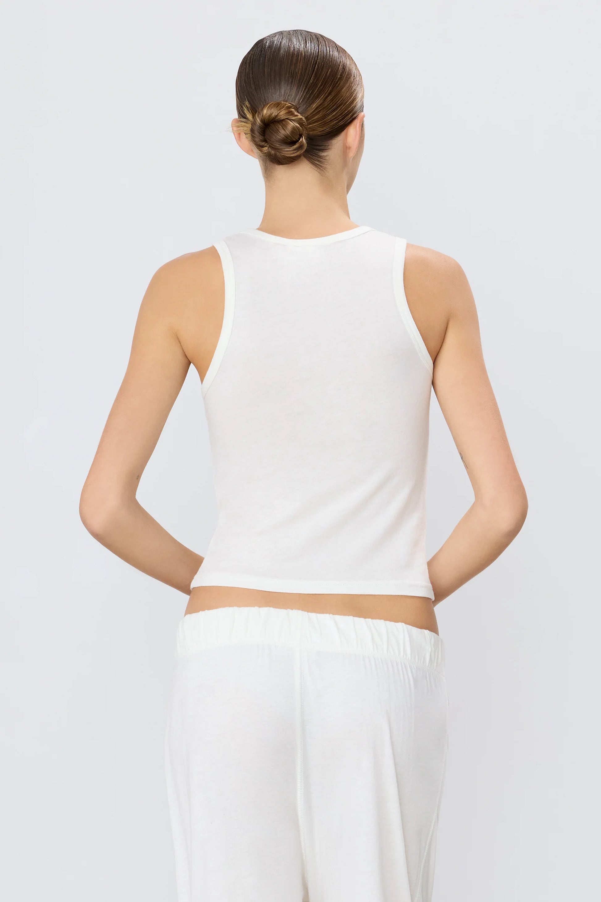 Eterne - Fitted Tank in ivory