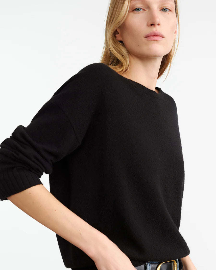 Nili Lotan - Boyfriend Cashmere sweater in Black