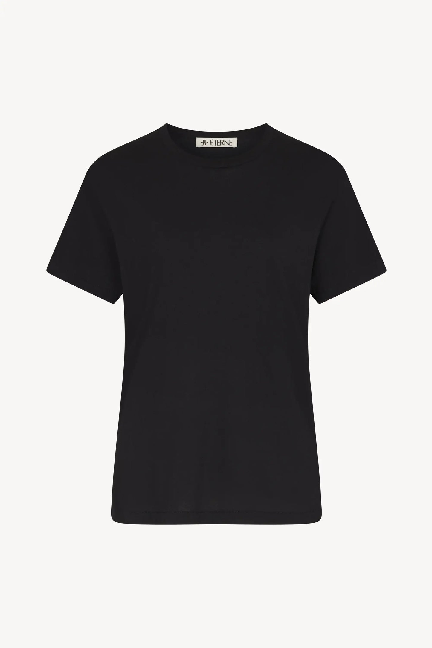 Eterne - Short Sleeve Boyfriend T shirt in Black