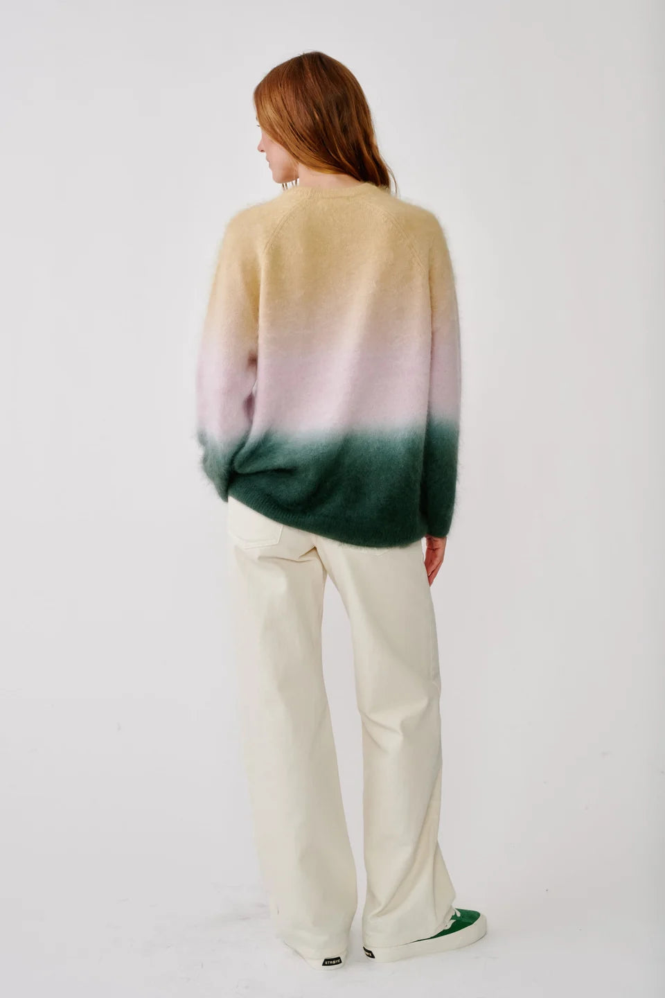 Sablyn - June relaxed Raglan Ombre Crew in hunter green