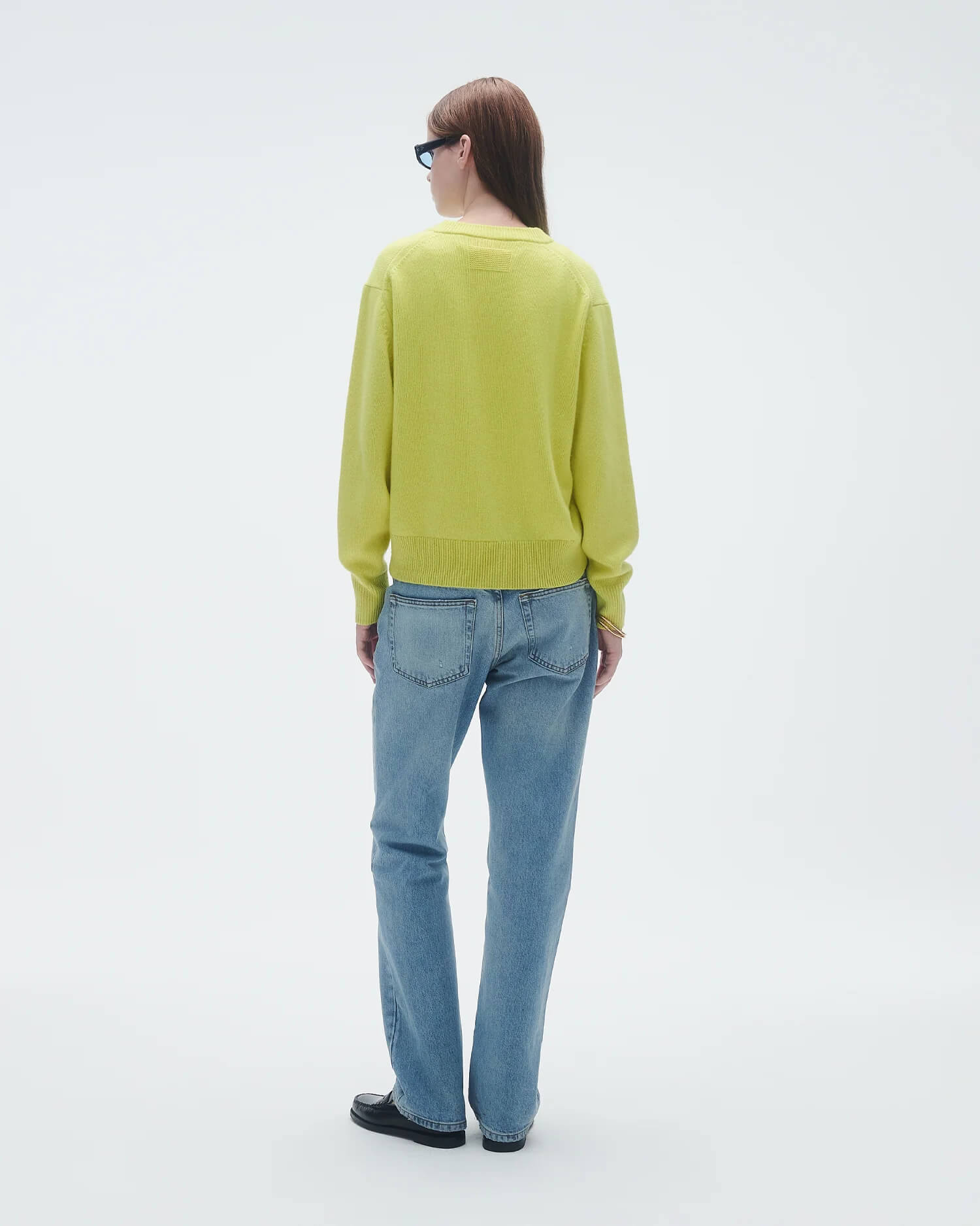 Guest In Residence - The V sweater in lemon