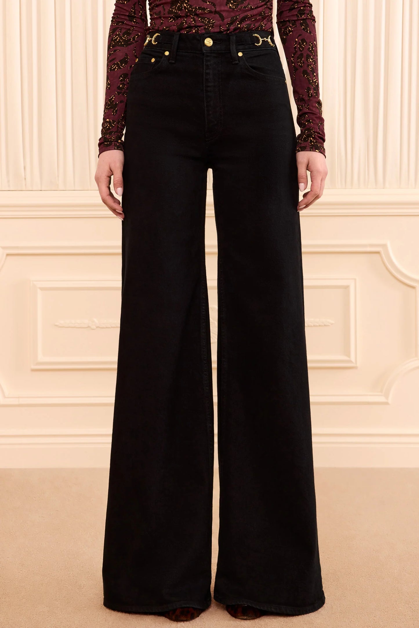 Ulla Johnson - Stretch Valory Flare jean in noir black
