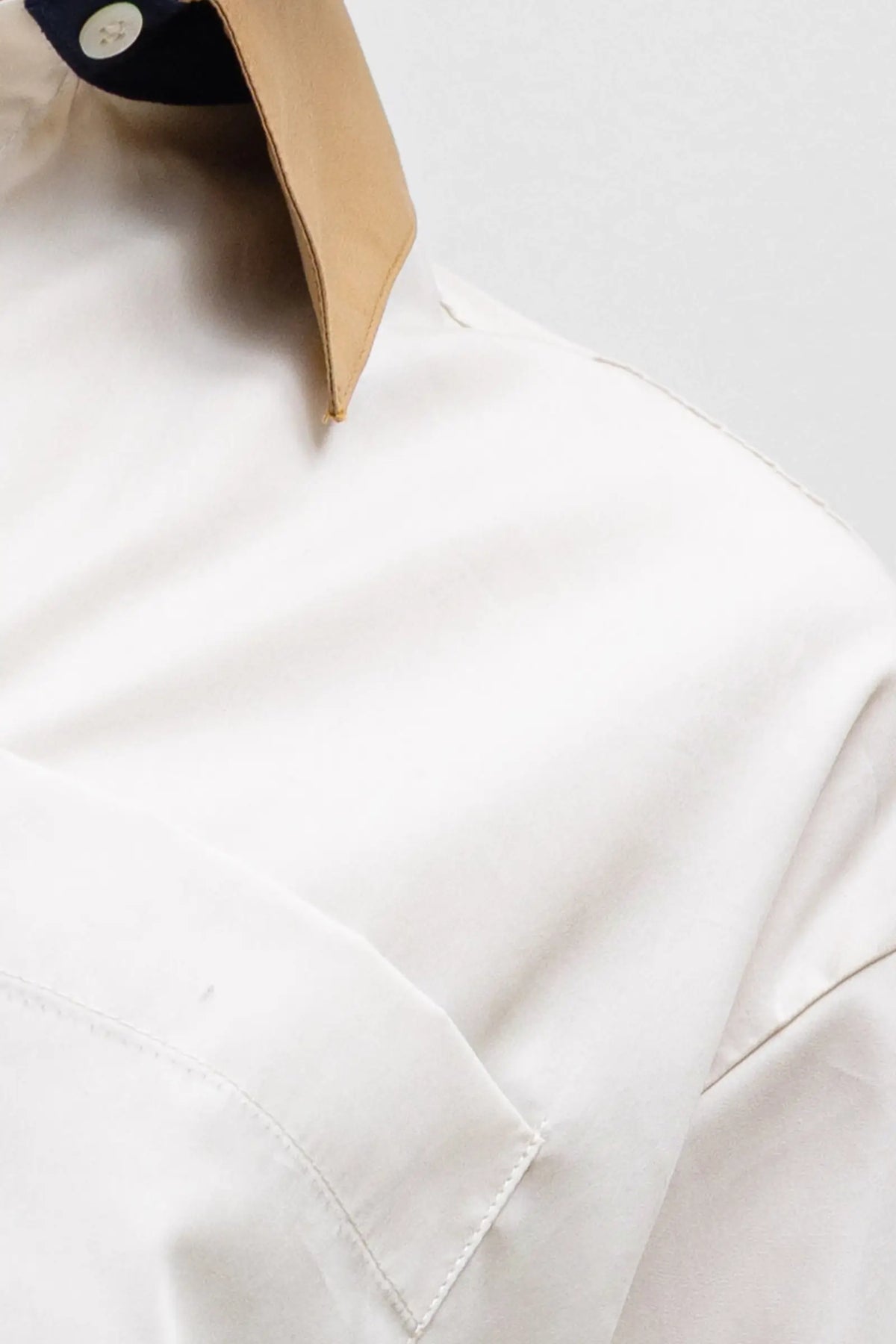 Leset - Yoshi Contrast shirt in in chalk / camel