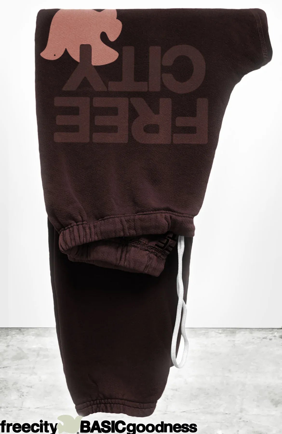 FREECITY Sweatpants Freecity - Sweatpants in Chocolate Rabbit