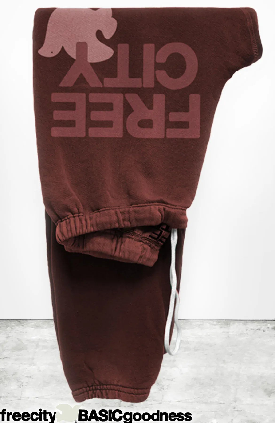 FREECITY Sweatpants Freecity - Sweatpants in Rusty Rabbit