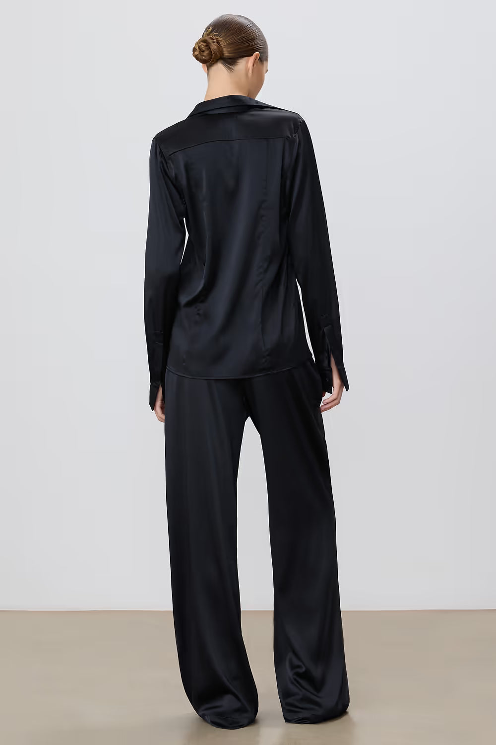 woman wearing black silk pant - eterne brand
