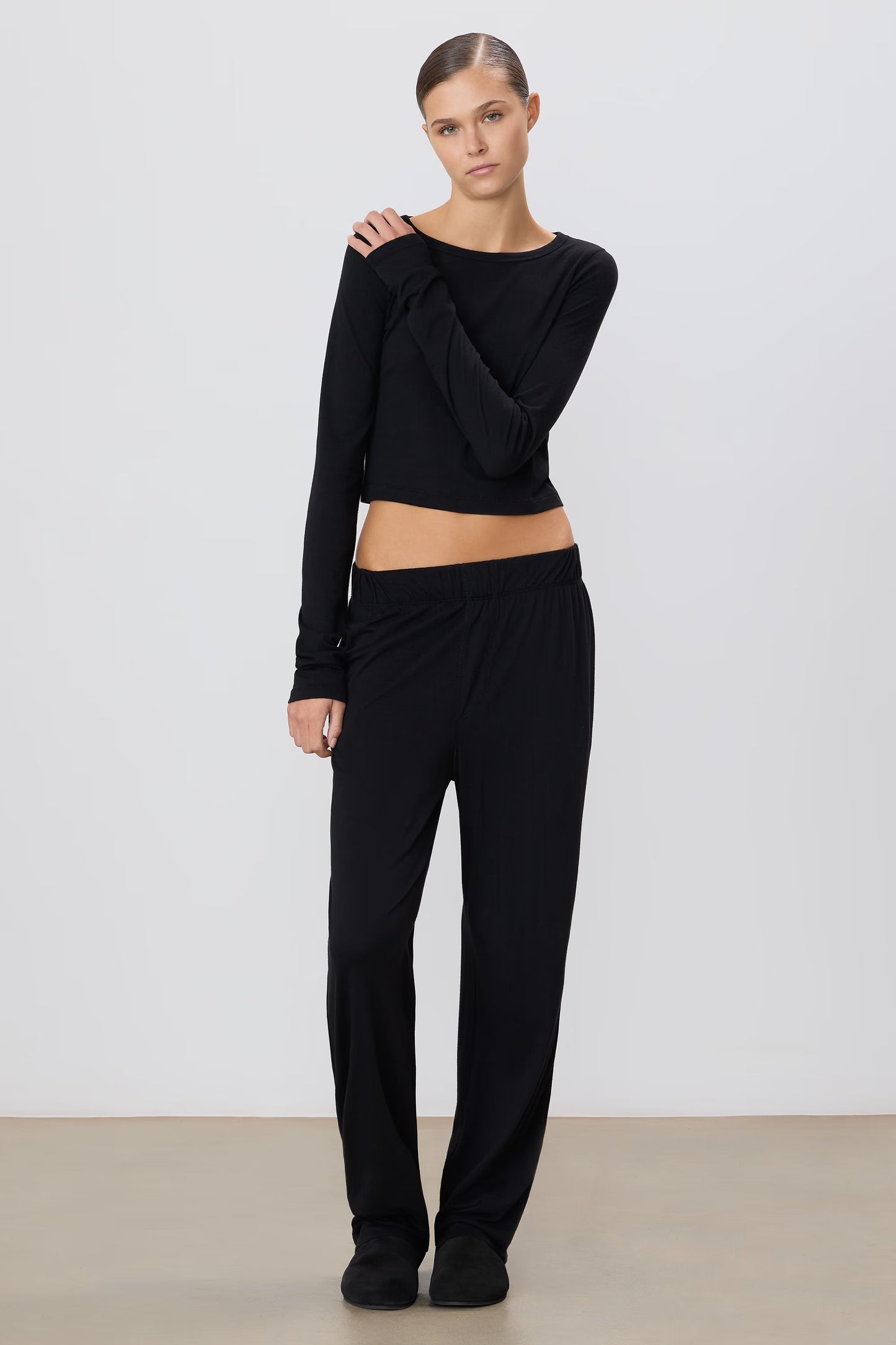 Eterne - Lounge Pant in Black