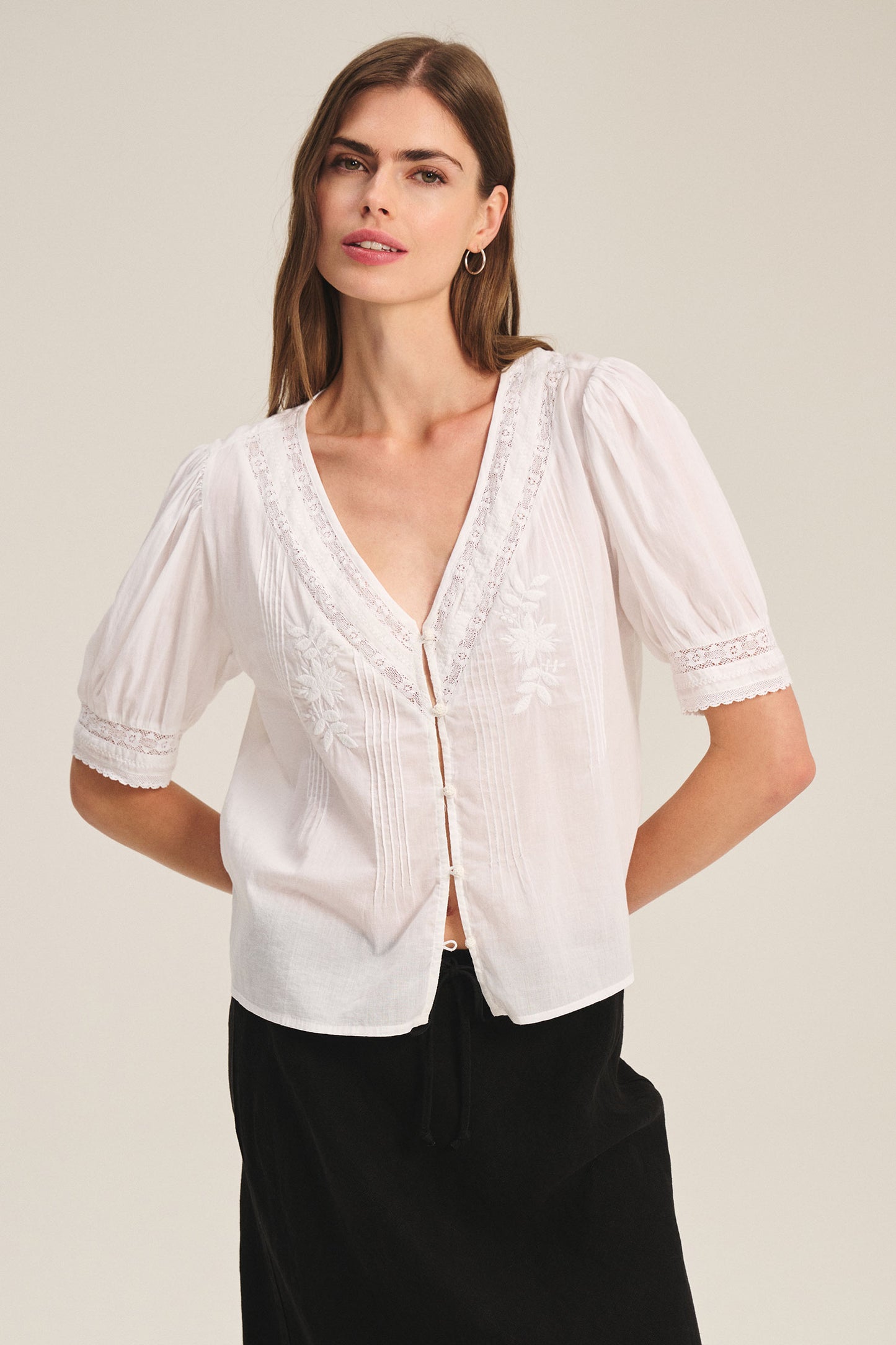 Velvet - Mavis Top in white