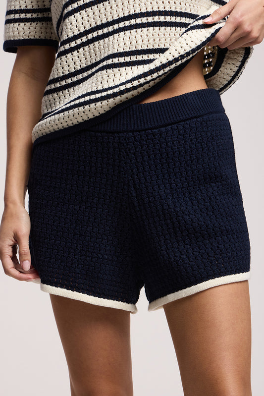 Velvet - Jennifer shorts in Navy