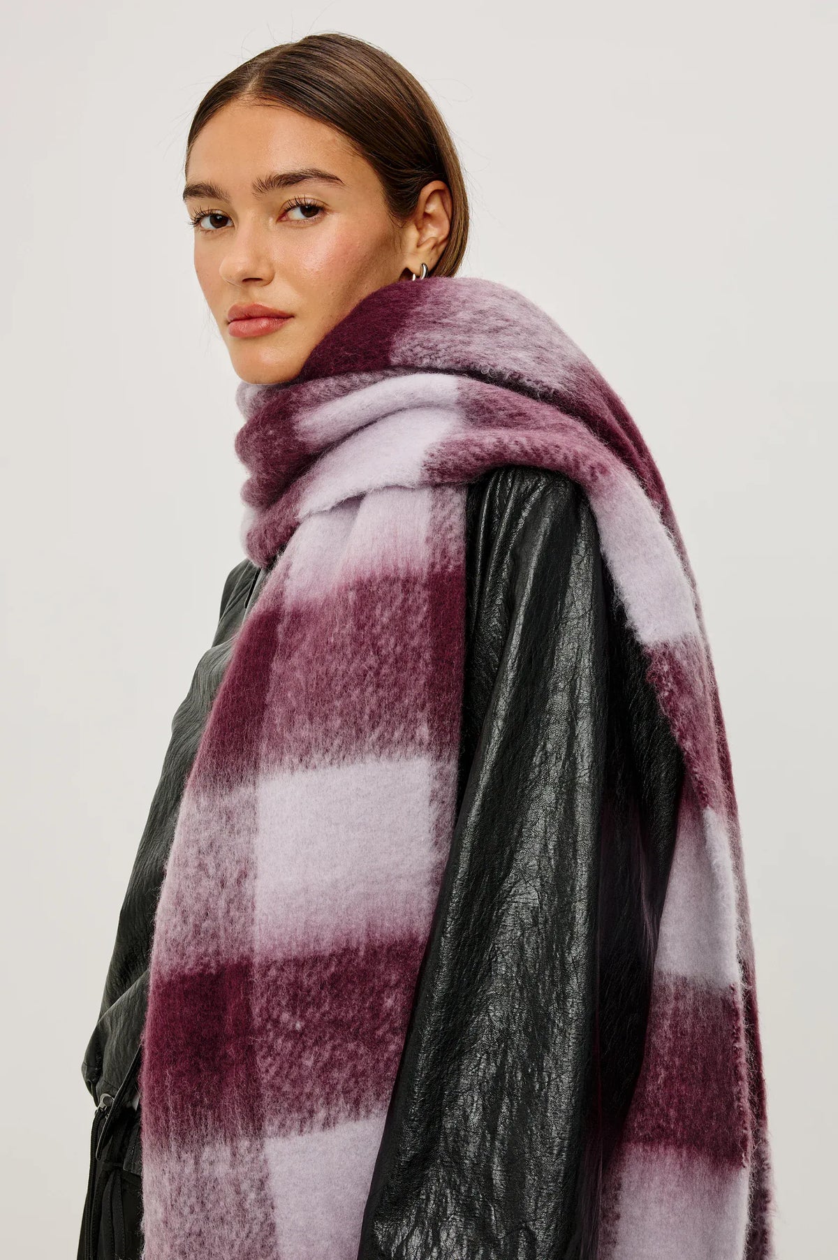 Rails Scarves & Shawls O/S Rails - Oslo scarf in Wine lilac check
